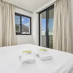 Vivi Homes - Deco Pool, Garden, Terrace & Appartamento