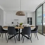 Vivi Homes - Deco Pool, Garden, Terrace & *