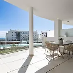 Vivi Homes - Deco Pool, Garden, Terrace &