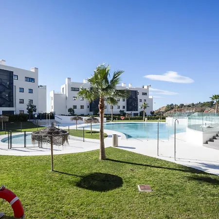 Vivi Homes - Deco Pool, Garden, Terrace & 아파트 *