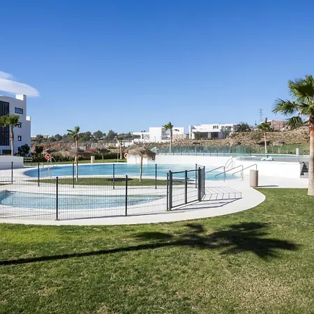 Vivi Homes - Deco Pool, Garden, Terrace & 아파트 푸엔히롤라