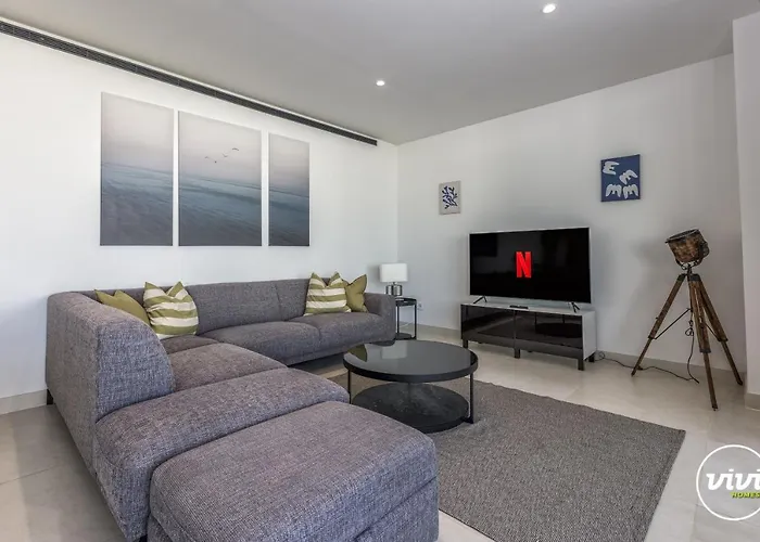 Appartement Vivi Homes - Deco Pool, Garden, Terrace &